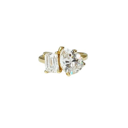 Grand Oval Trilogy Ring - Yellow Gold Plated